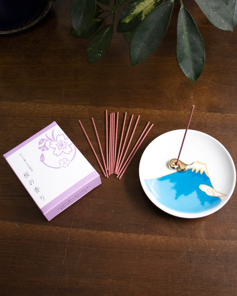 YOU YOU ANG Incense, Set with Blue Incense Plate, Sakura