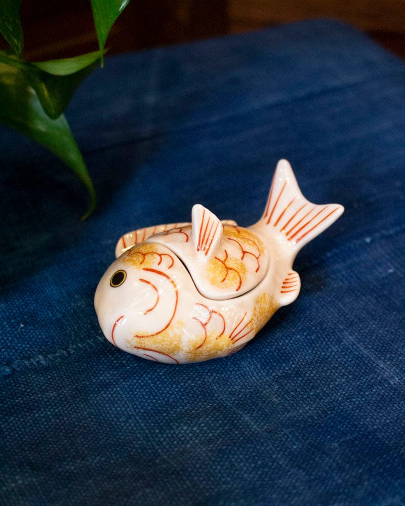 Kouraku Kiln Bowl with Lid, Pink Tai