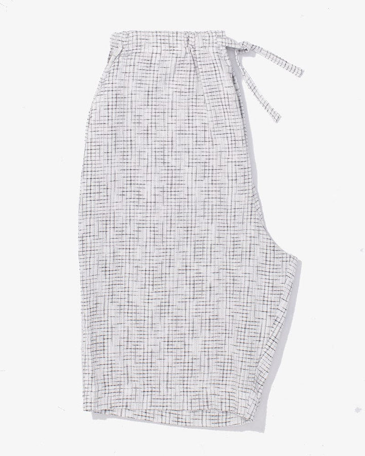 ToK Jinbei Set, Chijimi Weave, White with Faded Black Grid