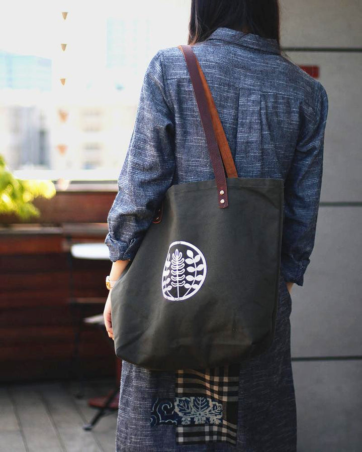 Kiriko Original Large Tote Bag, Canvas, Olive Logo