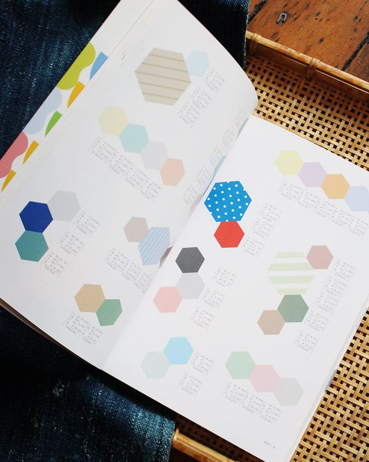 JPN: Kisetsu Wo Kanjiru Haishoku Pattern (Color Schemes Influenced by Japanese Seasons)