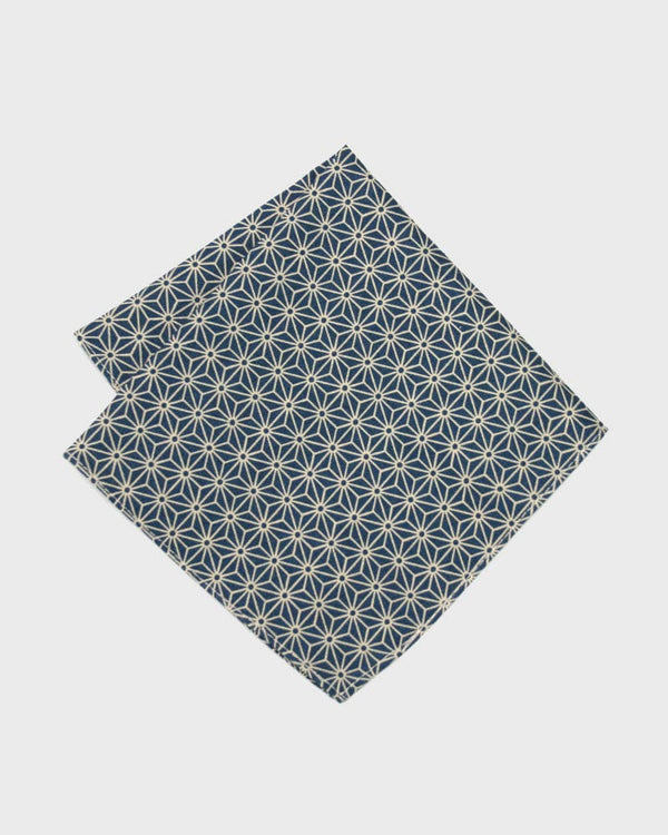 Basics Pocket Square