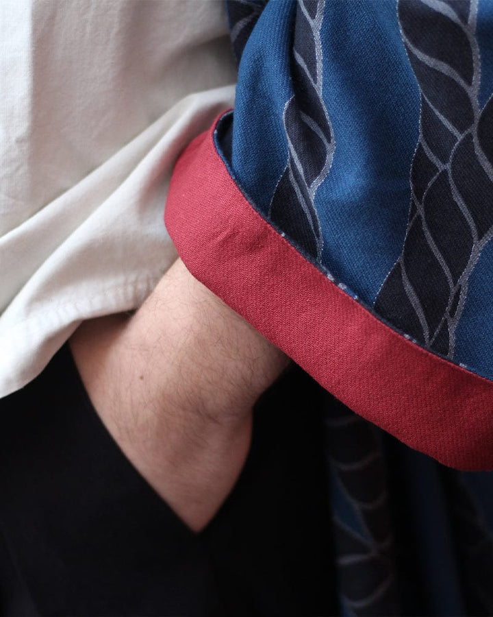 Wa-Modern Haori Robe, Sou Rai, Blue with Black Nawa