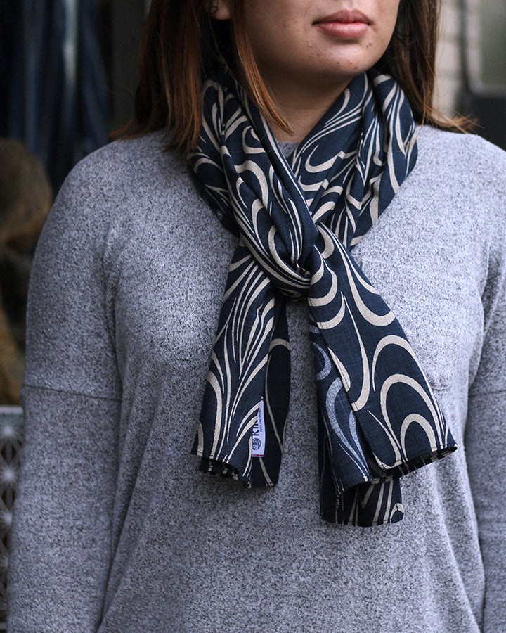 Kiriko Original Scarf, Indigo Kanzemizumon